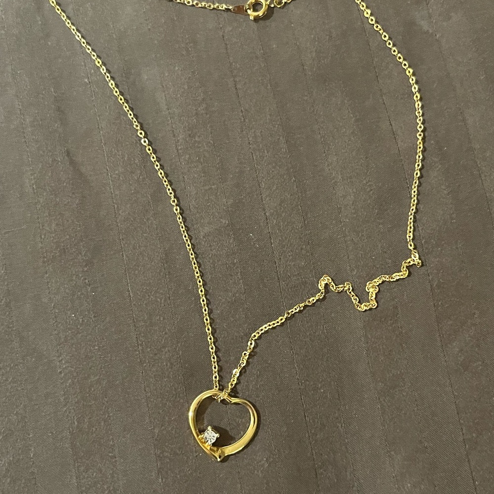 Elegant Gold Heart Necklace